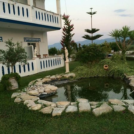 Gogas Palace Aparthotel Ammoudia Luaran gambar
